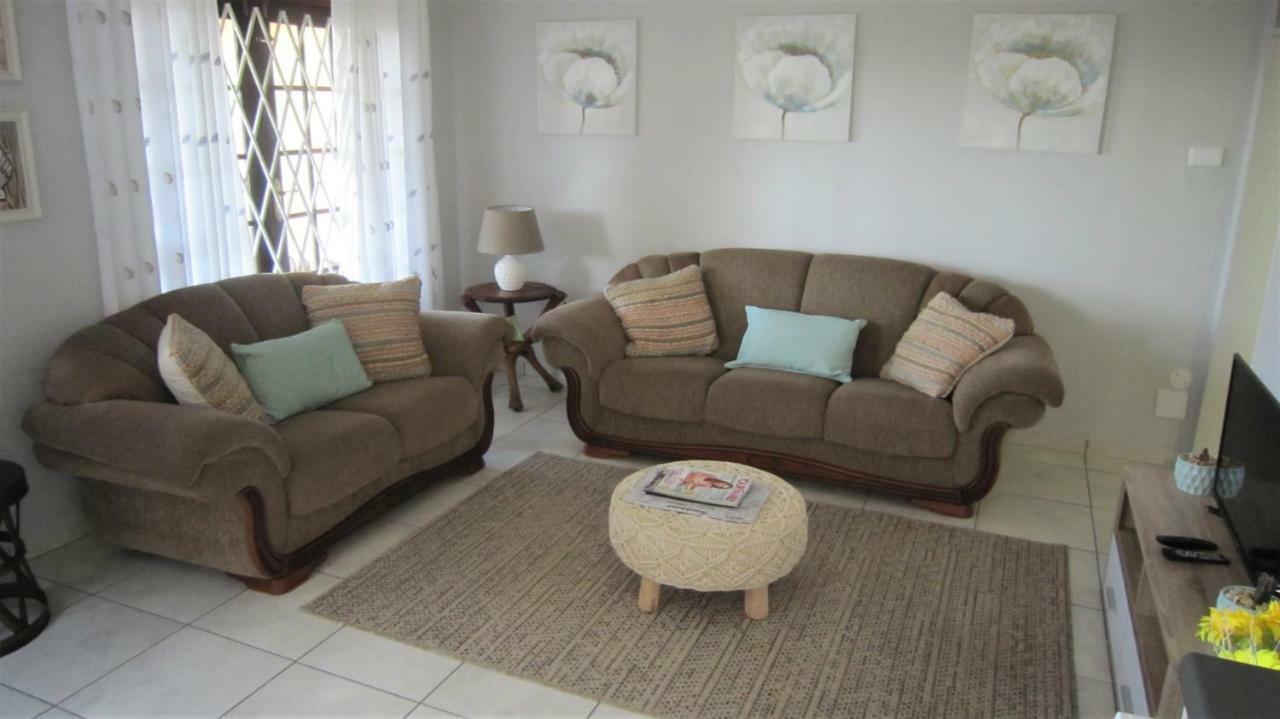See Rus Self Catering Unit In Westbrook Kzn Private Neat And Cosy Екстер'єр фото